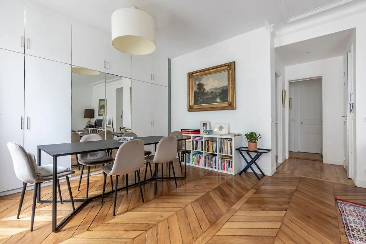 Triumphal Arc Suite, Paris Centre, 2P, 60Sqm, Ac 0*,  France