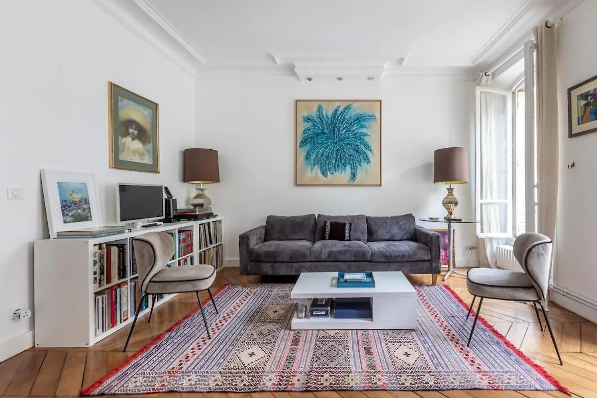 Triumphal Arc Suite, Paris Centre, 2P, 60Sqm, Ac